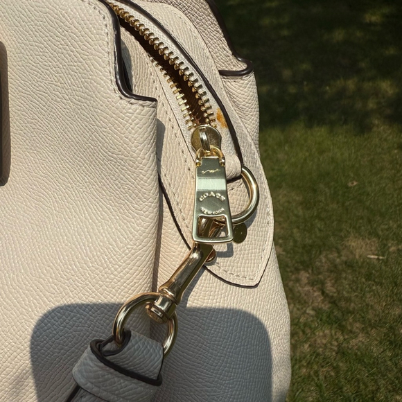 NEW Coach Lillie Carryall Satchel in Chalk Crossgrain Leather New with tags - Picture 7 of 16